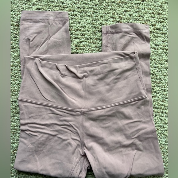 23 inch lulu lemon align leggings - Picture 3 of 3